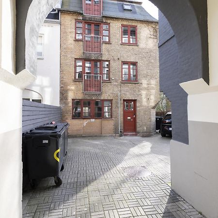Aday - Apartment Suite 4 Aalborg Center מראה חיצוני תמונה
